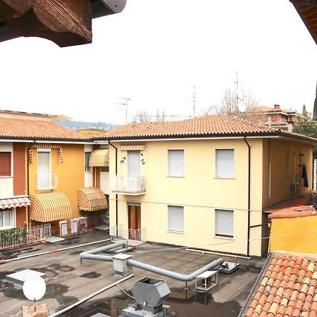 Апартаменты Casa Laila&Lisa - Immobiliare Azzurra Бардолино Экстерьер фото
