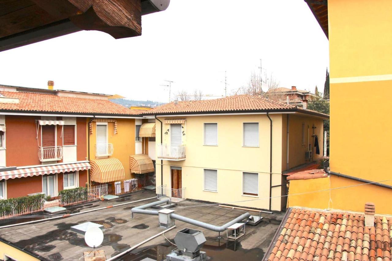 Апартаменты Casa Laila&Lisa - Immobiliare Azzurra Бардолино Экстерьер фото
